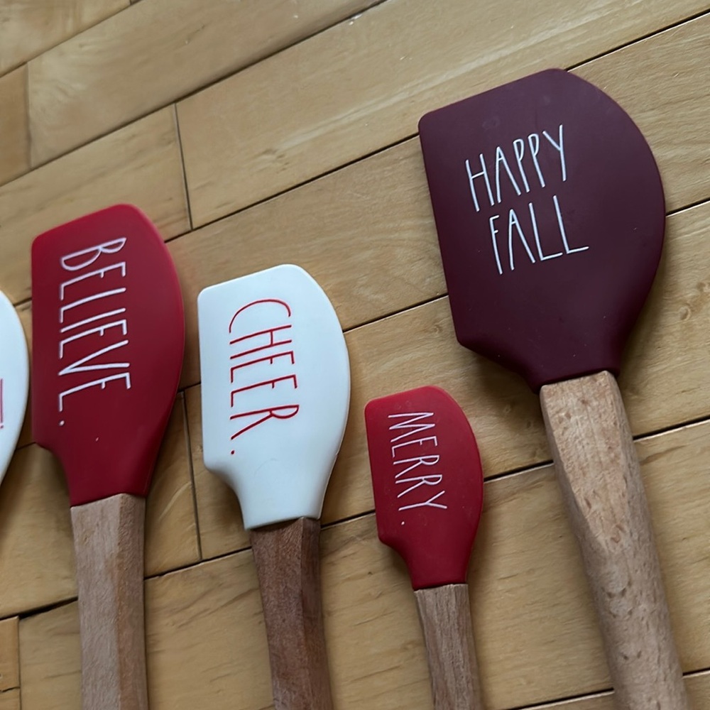 🥄Spatulas by Rae Dunn - Picture 3 of 5